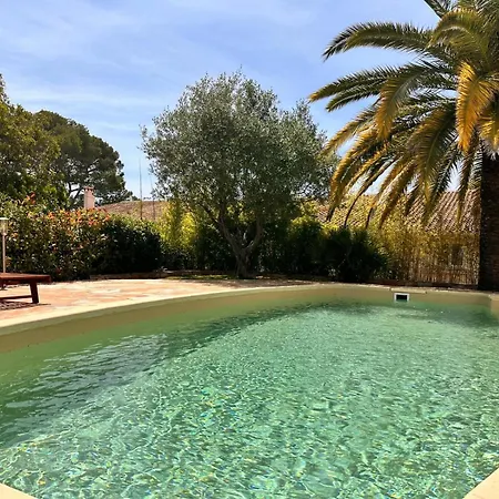 Appartement Dans Calme Proche De La Mer Avec Piscine Privee Saint-Raphaël